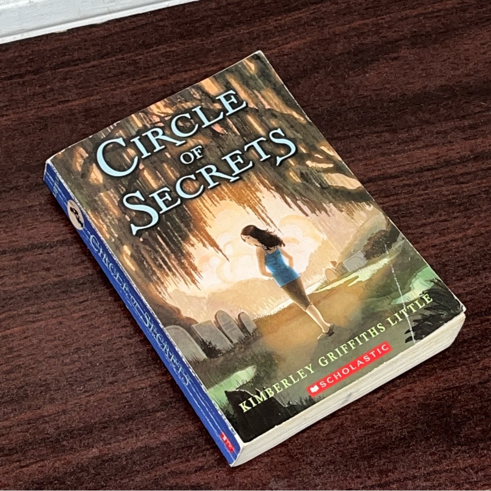 Circle of Secrets by Kimberley Griffiths Little YA Scholastic Book Paperback - Picture 3 of 5